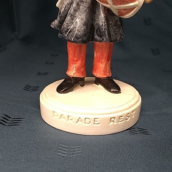 Sebastian Miniatures #6233 "Parade Rest" Figurine - Picture 7 of 8